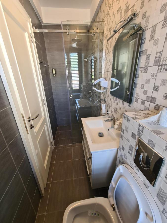 Rustico Apartments Tivat Exterior foto