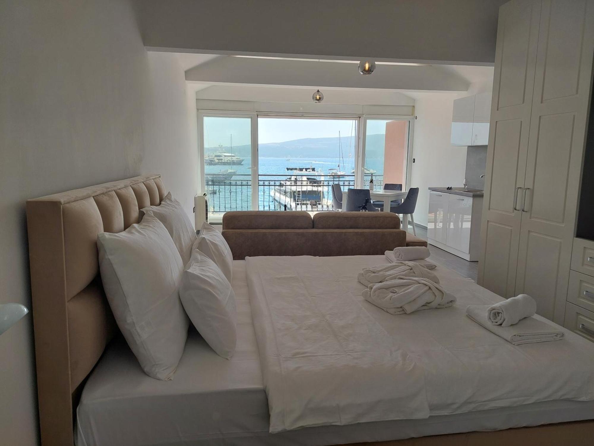 Rustico Apartments Tivat Exterior foto